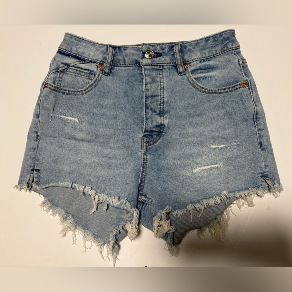 We The Free Curvy Light Blue Frayed Jean Shorts 25